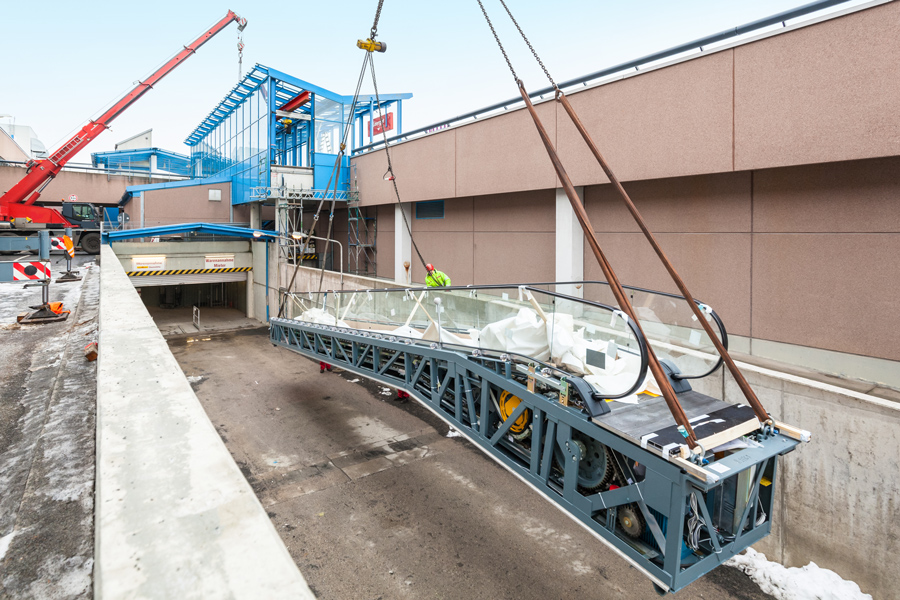 Notre expérience dans l’installation d’escaliers mécaniques et d’ascenseurs, symbole de notre excellence en mobilité et transport vertical.